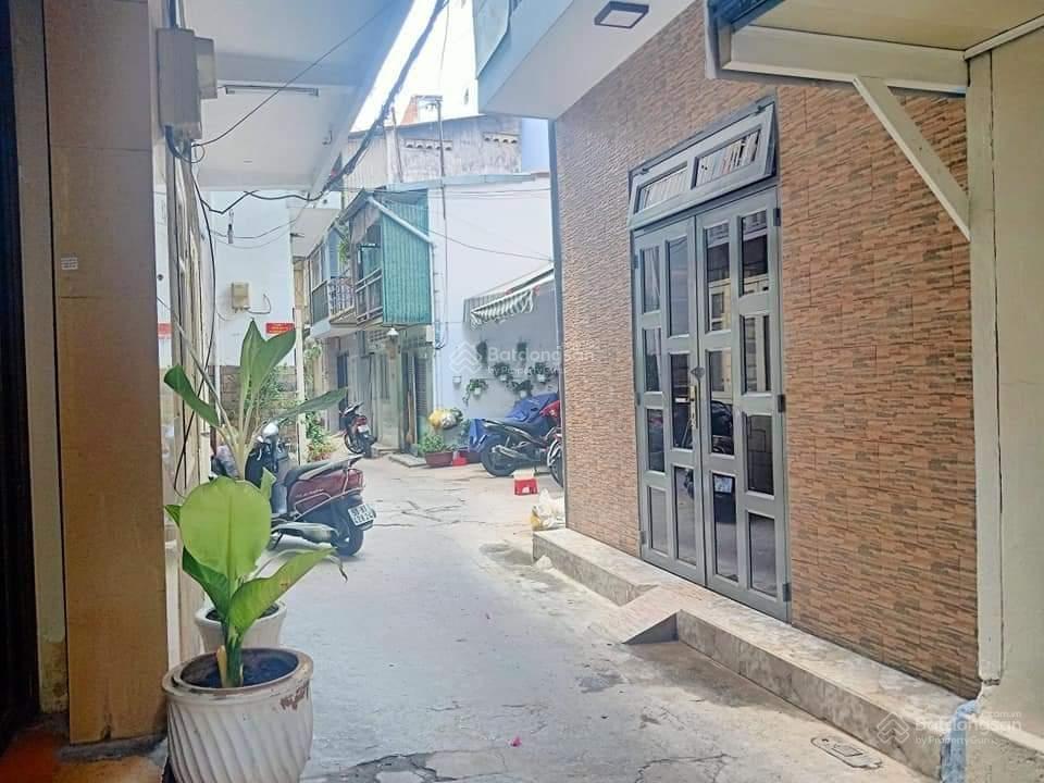 Cho thuê nhà riêng tại trần quang diệu, 11 triệu, 16m2, chính chủ giá tốt