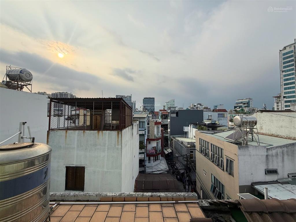 Bán nhà đường nguyễn đình chiểu, quận 3  hẻm xe hơi 5m đến nhà