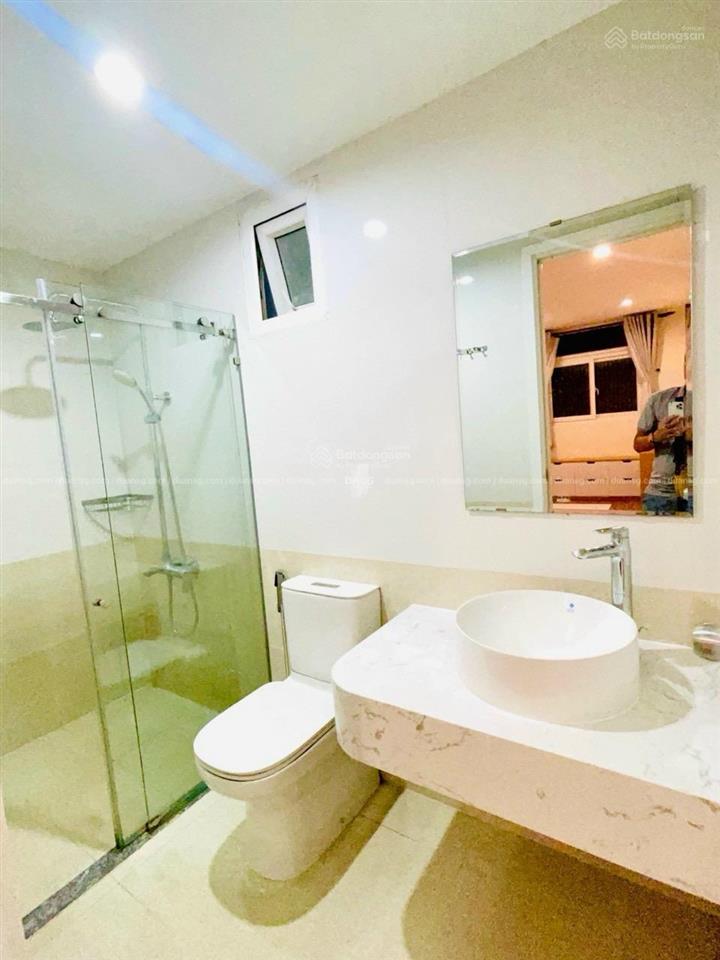 Bán cc ở city gate towers, 2,85 tỷ, 72m2, full nội thất, 2pn, 2wc