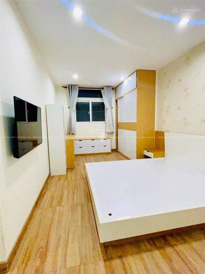 Bán cc ở city gate towers, 2,85 tỷ, 72m2, full nội thất, 2pn, 2wc