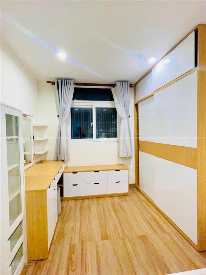 Bán cc ở city gate towers, 2,85 tỷ, 72m2, full nội thất, 2pn, 2wc