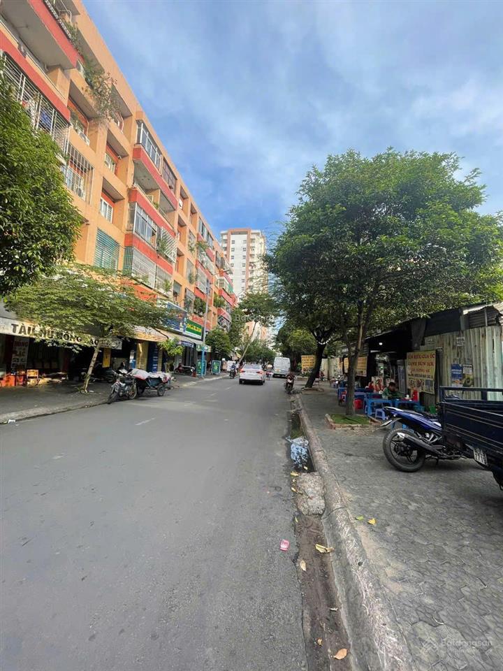 Định cư mỹ nên cần bán gấp shophouse chung cư bàu cát 2, có sổ, 1 trệt+lửng, 80m2 2pn mt kinh doanh