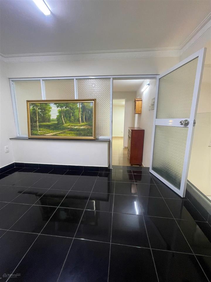 Định cư mỹ nên cần bán gấp shophouse chung cư bàu cát 2, có sổ, 1 trệt+lửng, 80m2 2pn mt kinh doanh