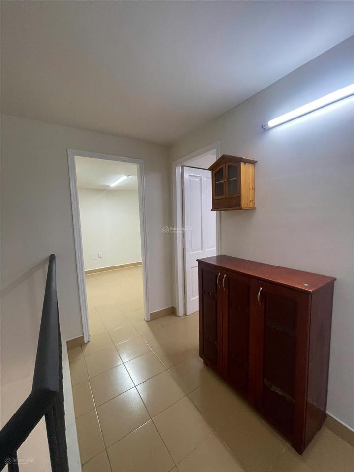 Định cư mỹ nên cần bán gấp shophouse chung cư bàu cát 2, có sổ, 1 trệt+lửng, 80m2 2pn mt kinh doanh