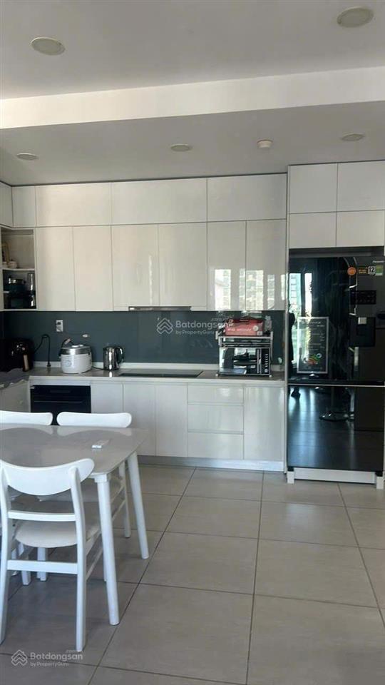 Bán gấp căn hộ xi grand court, quận 10, có sổ hồng, 72m22pn2wc full nội thất, giá tốt nhất