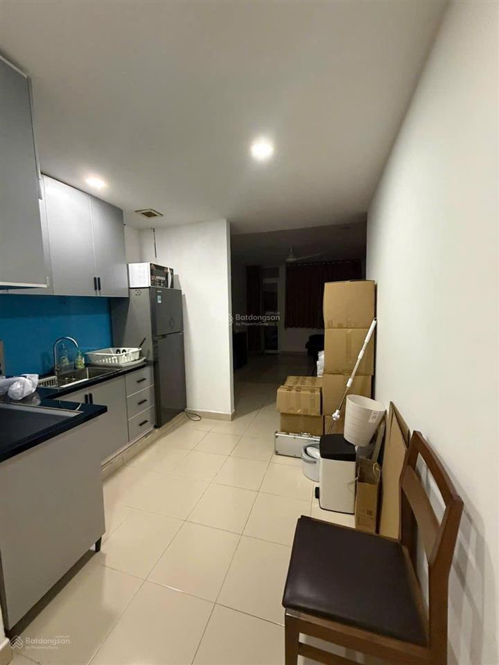 Cần bán gấp căn hộ screc tower, quận 3, có sổ hồng, 59m2 1pn1wc, tặng nội thất, giá cực tốt