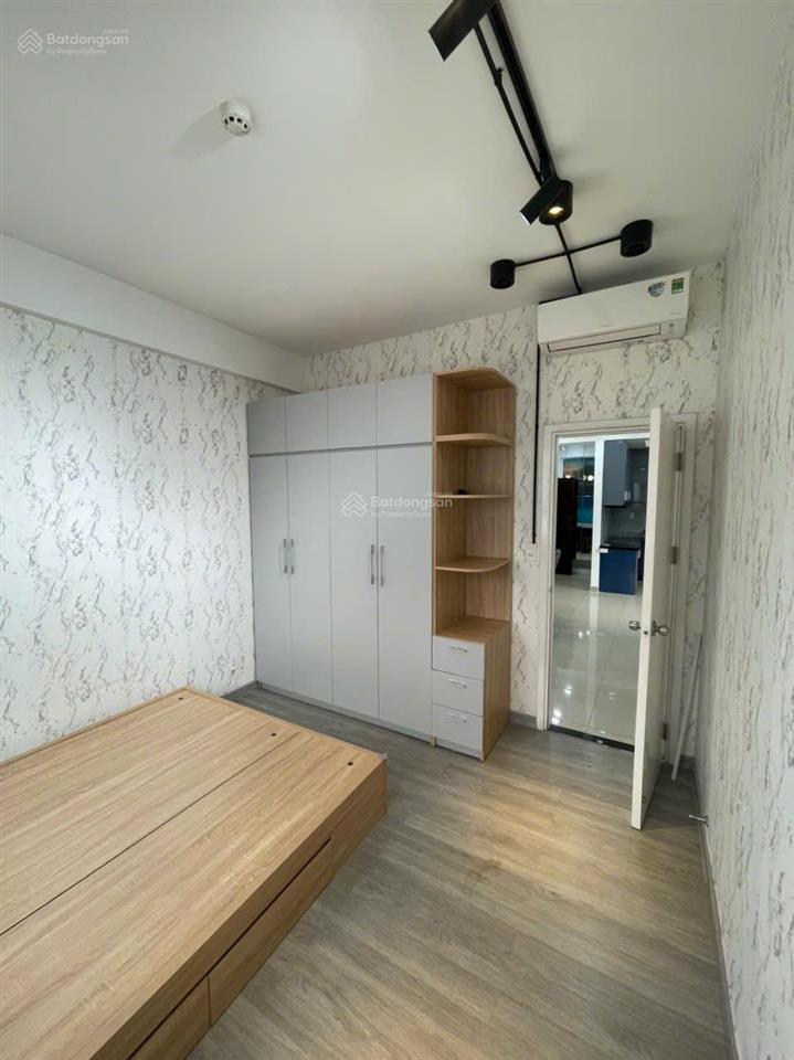 Cần tiền bán gấp căn hộ carillon 5, tân phú, căn góc 73m2  2pn  2wc, nhà đẹp cao cấp, có sổ hồng