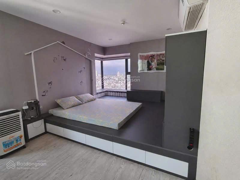 Bán căn hộ chung cư res 11, quận 11, có sổ hồng, 73m2  2pn  2wc, căn góc view cực thoáng đẹp
