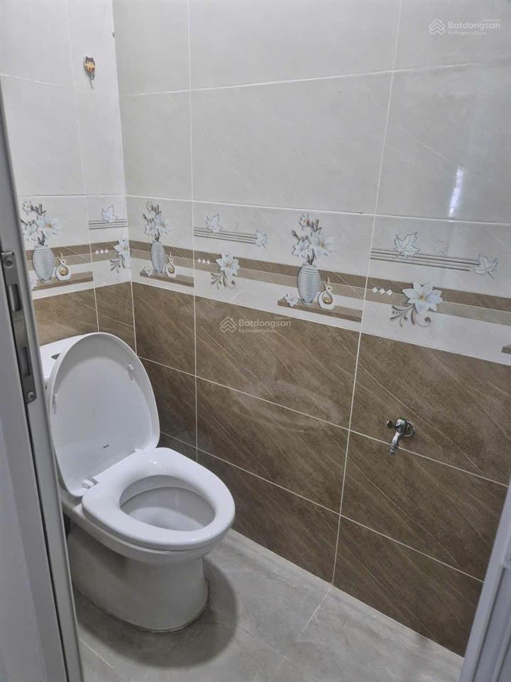 Cần tiền bán nhanh căn hộ chung cư phú thọ, quận 11, có sổ hồng, căn góc 66m2  2pn full nội thất