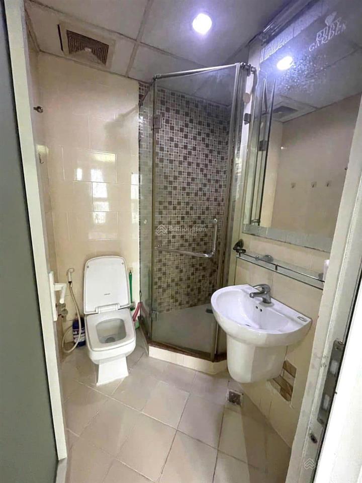 Chính chủ cần bán gấp căn hộ ruby garden, tân bình, 68m2 2pn2wc, full nội thất, sổ hồng, giá rẻ