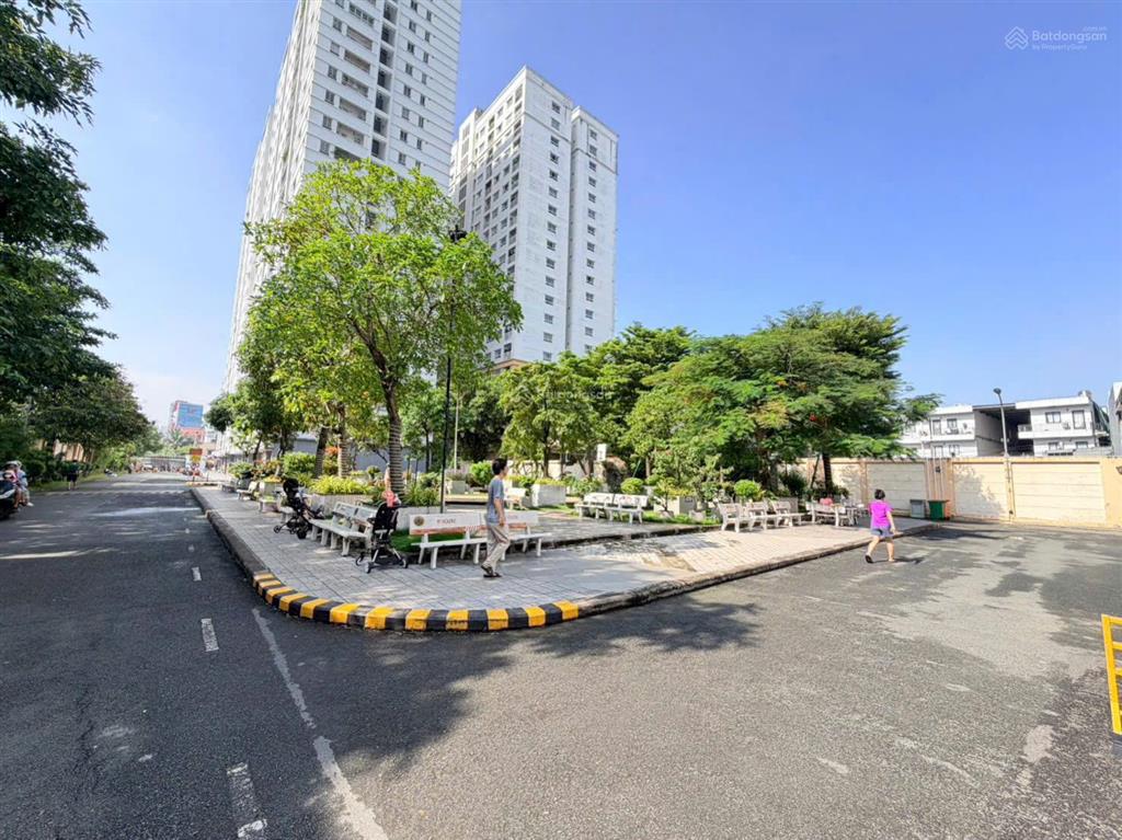Cần bán gấp căn hộ lotus garden, tân phú, 71m22pn1wc, nhà mới nội thất cao cấp. có sổ hồng.