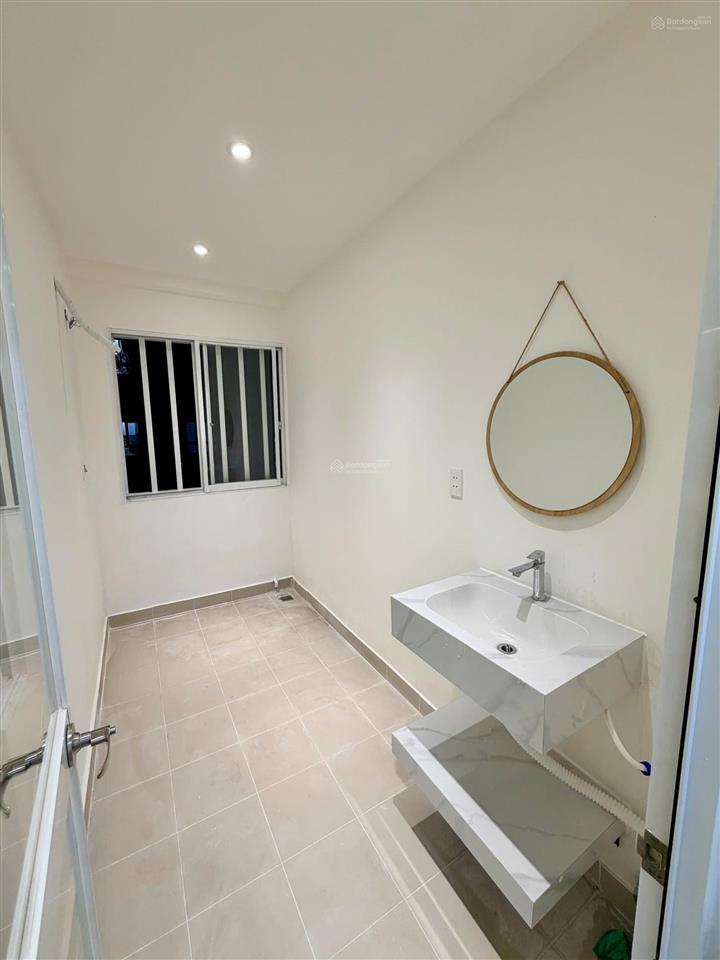 Cần bán gấp căn hộ lotus garden, tân phú, 71m22pn1wc, nhà mới nội thất cao cấp. có sổ hồng.