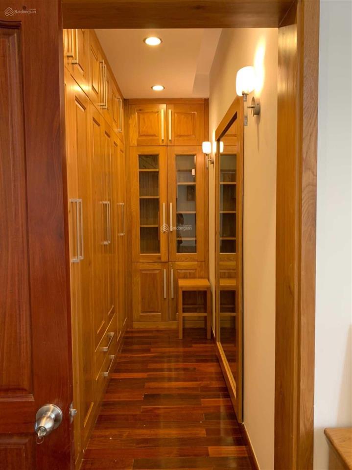 Cần bán biệt thự hưng thái, giá tốt nhất thị trường nhà cực kì đẹp.  0931 155 ***