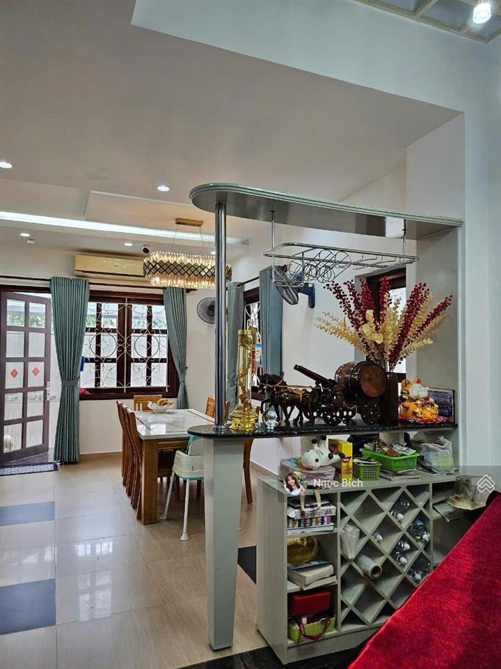 Bán gấp biệt thự nam thông giá tốt thị trường 54 tỷ.  0931 155 *** n. bích