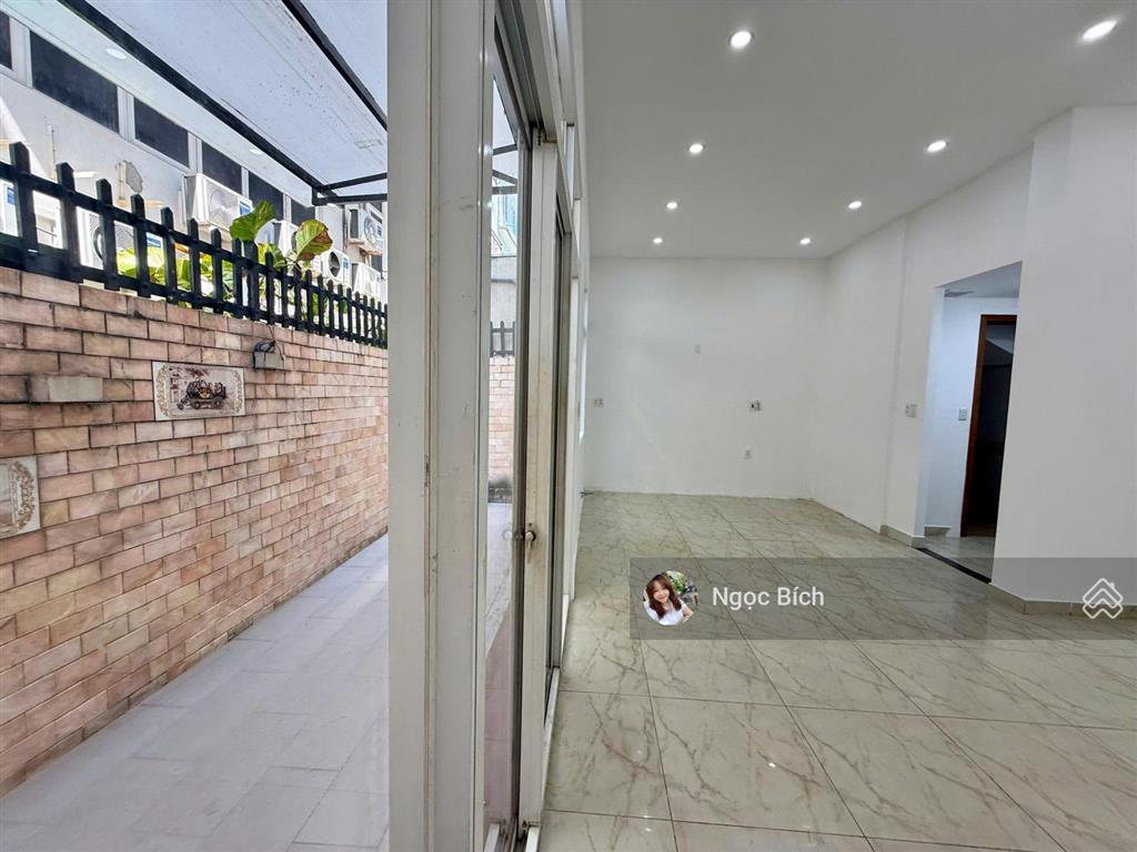 Cần bán biệt thự khu phú mỹ hưng, hưng thái, nhà 4 pn, giá 32 tỷ thương lượng nổi bật thị trường