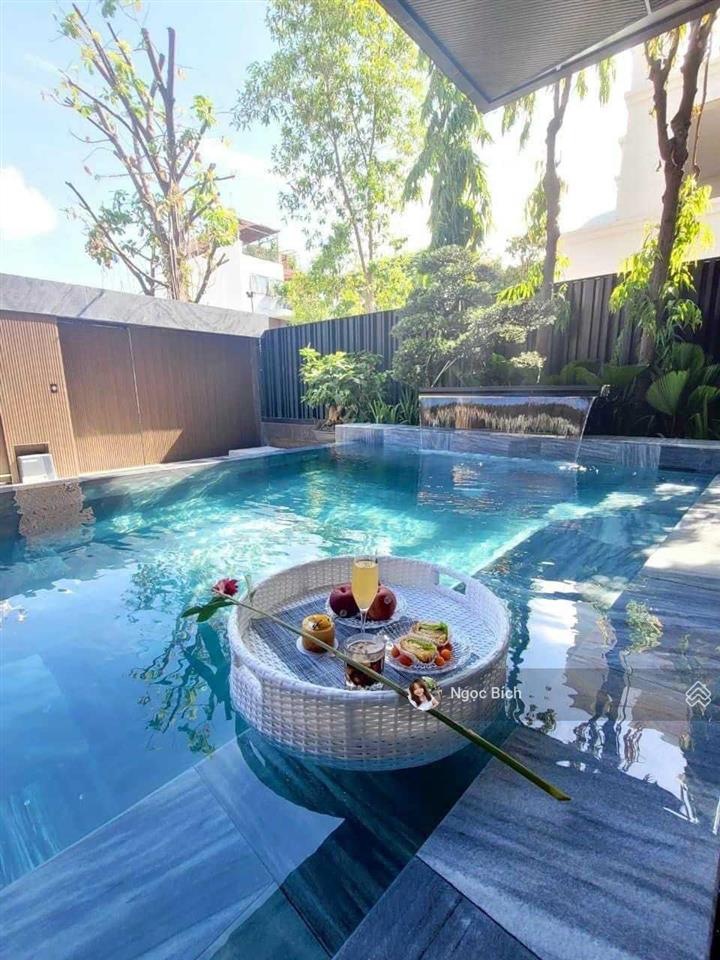 Bán biệt thự mỹ gia siêu đẳng cấp có hồ bơi  thang máy nội thất nhập khẩu giá 81 tỷ