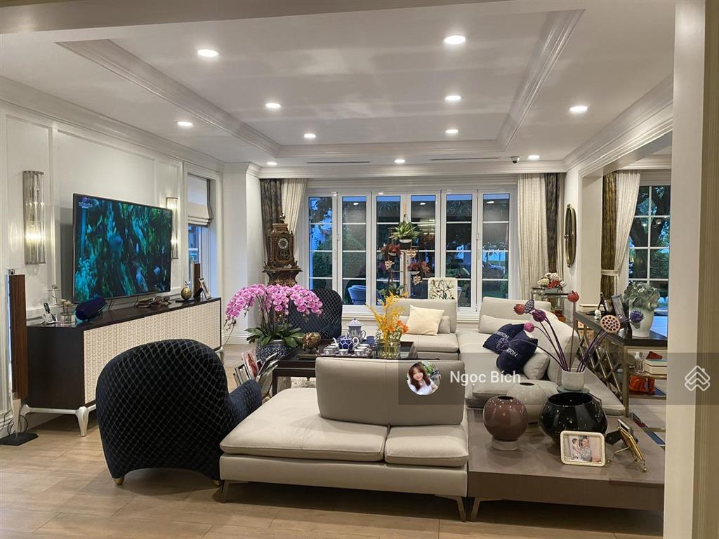 Cần bán biệt thự chateau nổi bật phú mỹ hưng  giá tốt trong thị trường 209 tỷ