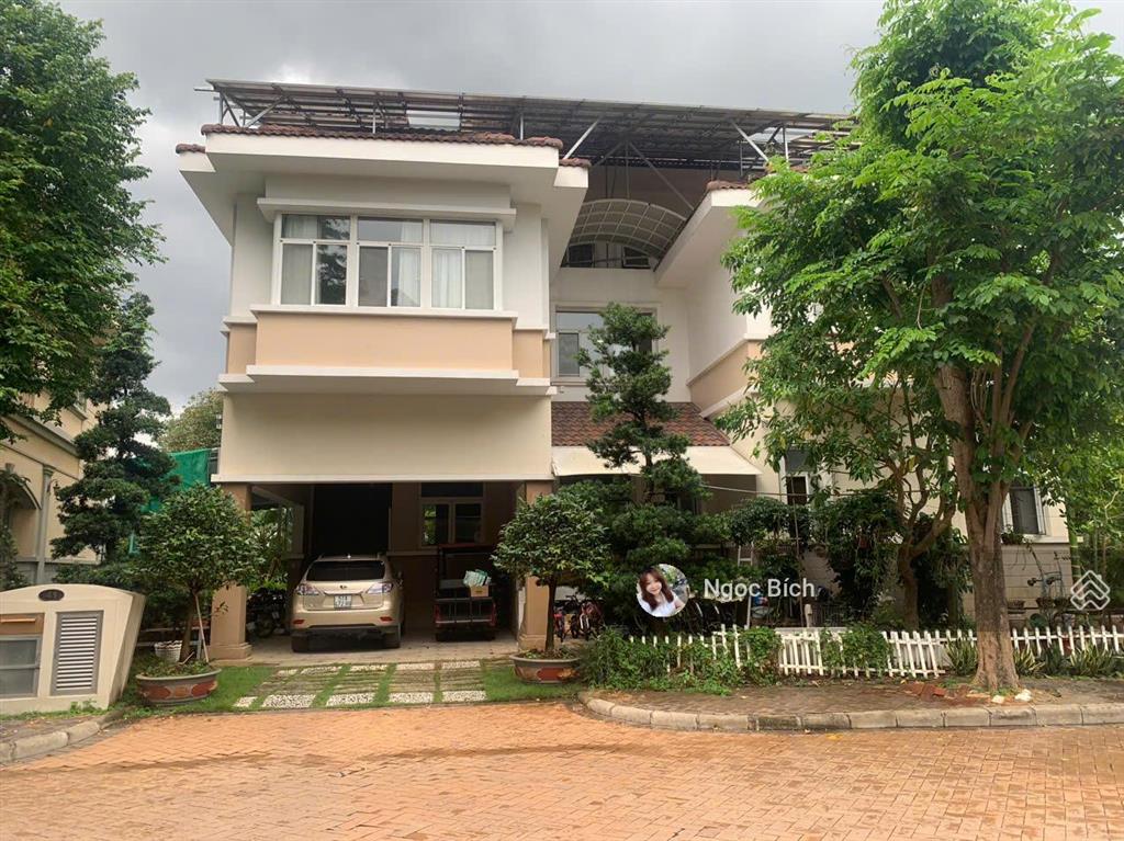 Cần bán biệt thự chateau nổi bật phú mỹ hưng  giá tốt trong thị trường 209 tỷ