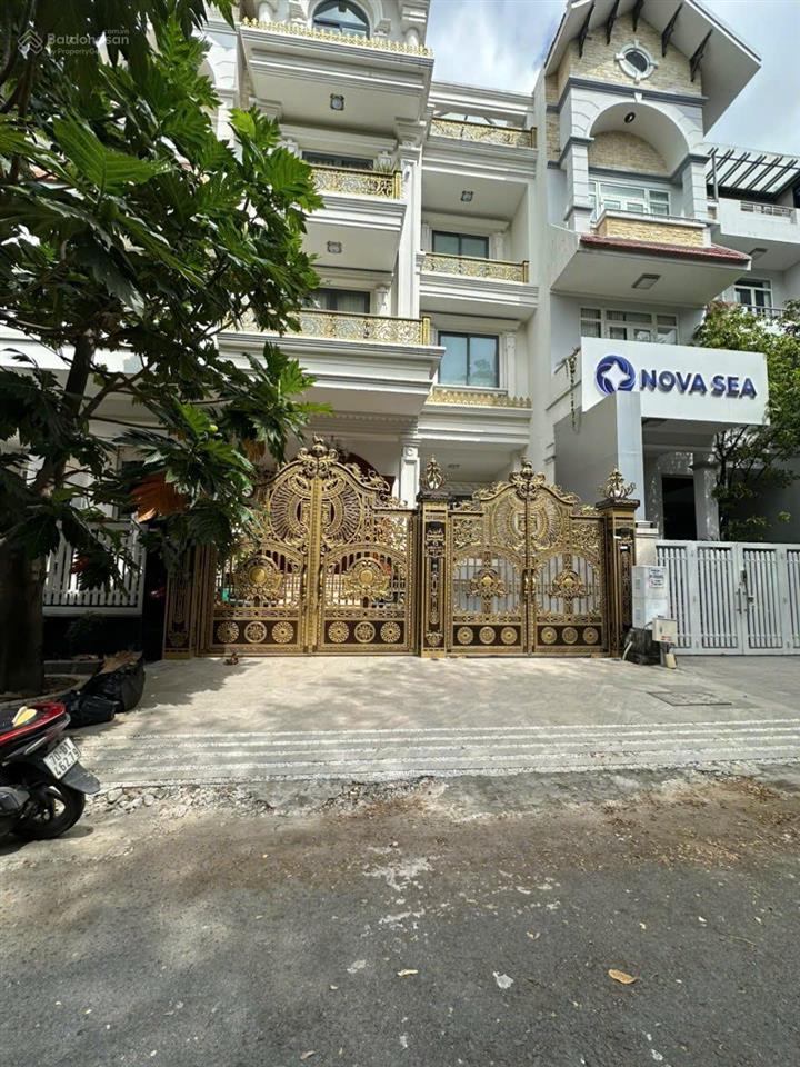 Cho thuê biệt thự 6pn, 6wc, 200 m2, giá 85 triệu tại him lam kênh tẻ, view đẹp