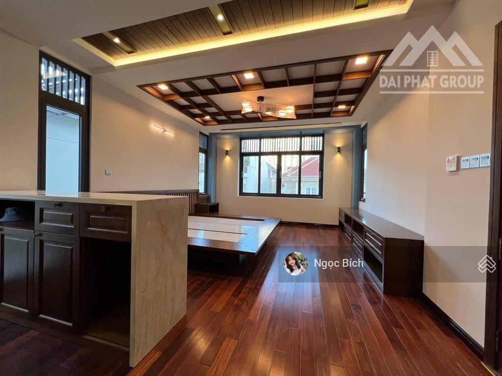 Cho thuê biệt thự 344m2 tại phú mỹ hưng, tân phong, q7, hcm giá tốt 245 triệu/tháng