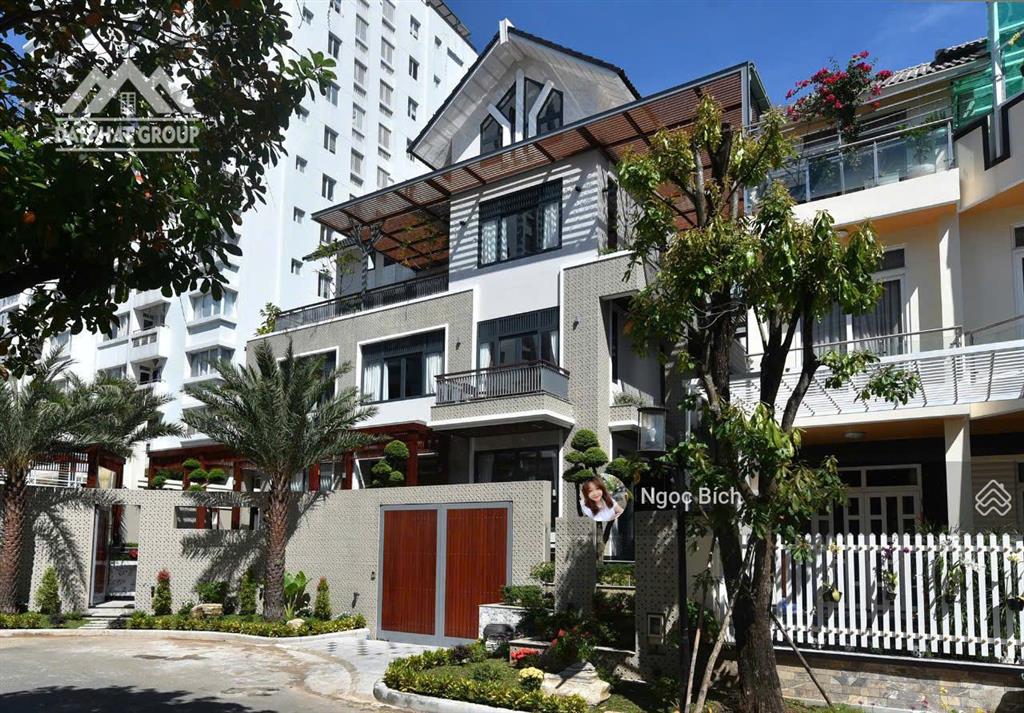 Cho thuê biệt thự 344m2 tại phú mỹ hưng, tân phong, q7, hcm giá tốt 245 triệu/tháng