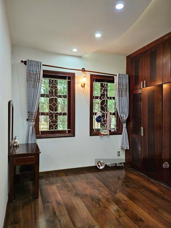 Bán gấp biệt thự nam thông giá tốt trong thị trường 54 tỷ.  0931 155 *** n. bích