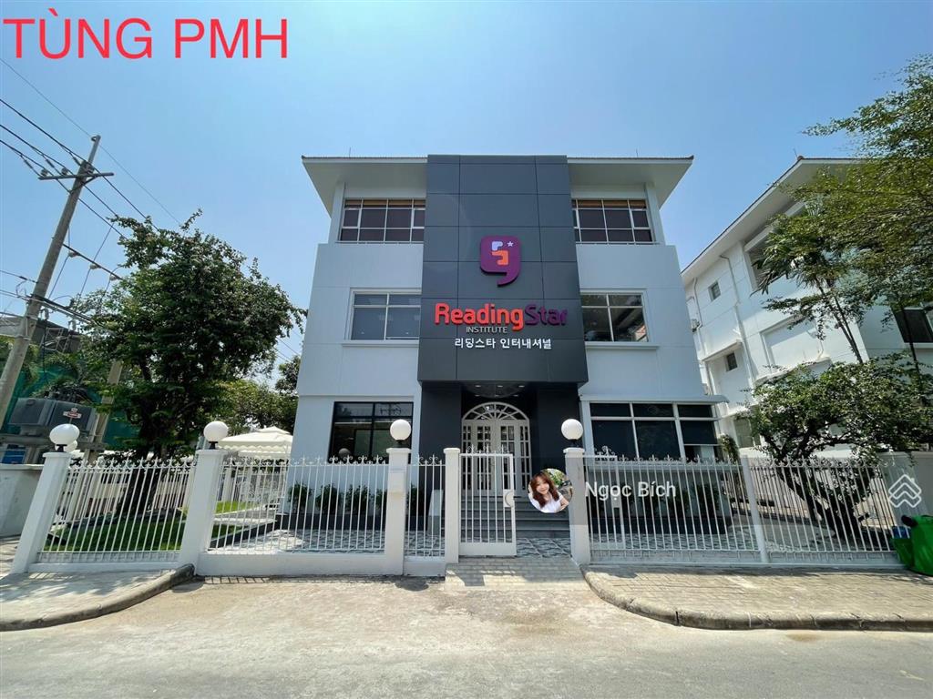 Bán biệt thự phú mỹ hưng, mỹ kim 2, góc 2 mặt tiền giá 140 tỷ đang có hợp đồng thuê 100 triệu