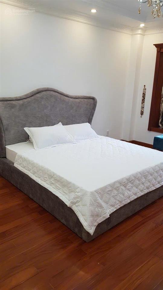 Cho thuê biệt thự phú mỹ hưng khu mỹ giang, giá siêu hời 50 triệu, 126m2, 4pn, 4wc, 3 tầng