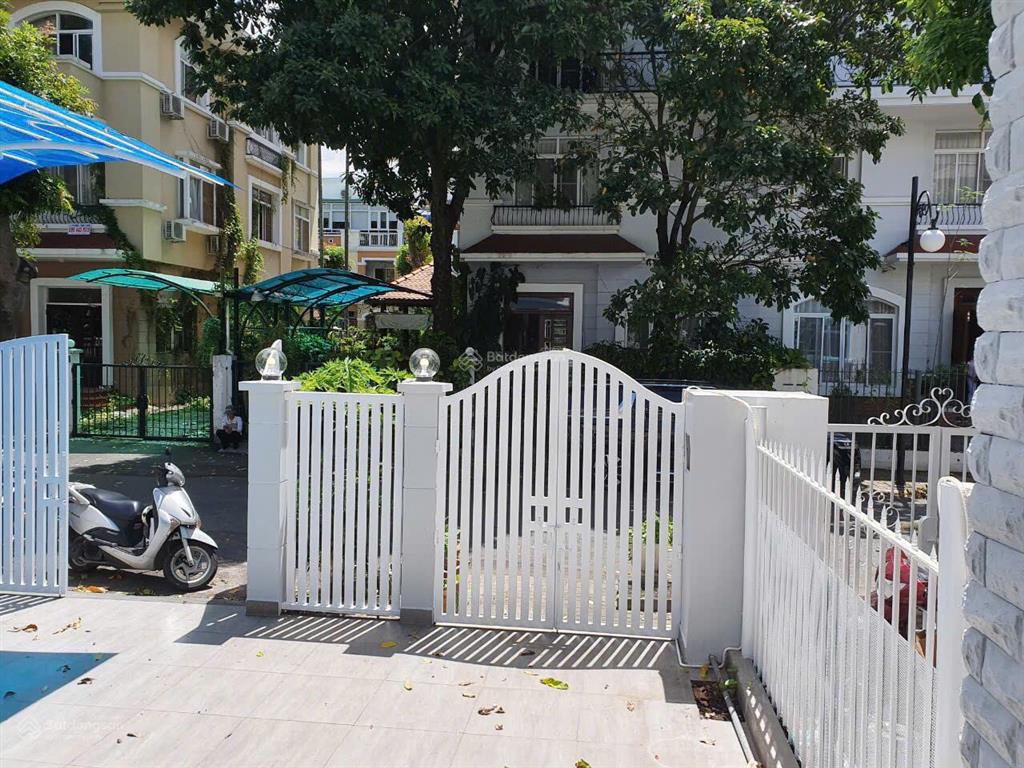 Cho thuê biệt thự phú mỹ hưng khu mỹ giang, giá siêu hời 50 triệu, 126m2, 4pn, 4wc, 3 tầng