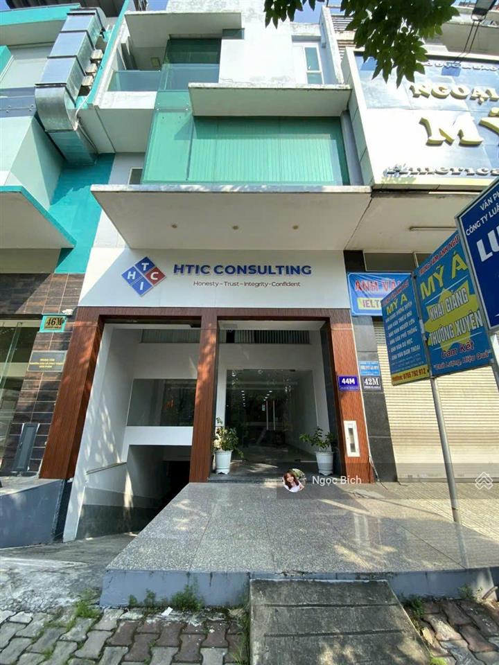 Cho thuê nhà mặt phố ở hoàng quốc việt, q7, hcm giá 50 triệu, 132m2 view đẹp, nhà mới sơn sửa