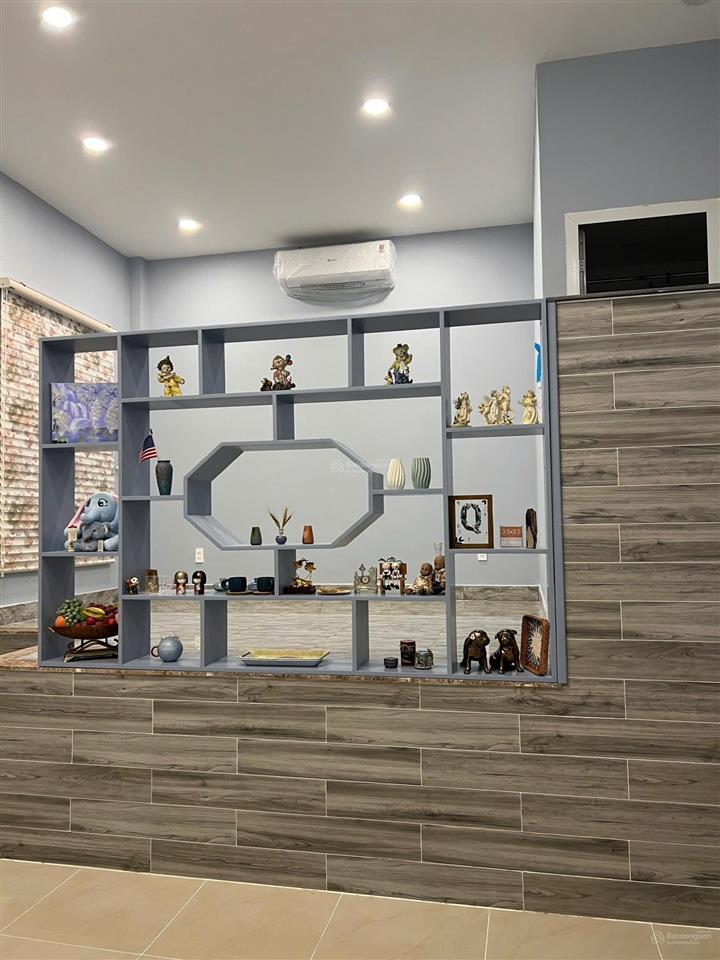 Cho thuê gấp biệt thự mỹ giang, 65 triệu, 126m2, 4pn, 4wc, q7, hcm