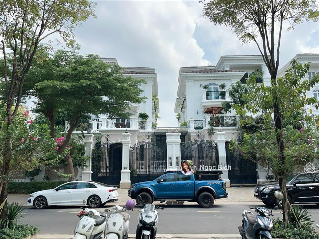Bán biệt thự cityland quận 7, giá 46 tỷ, nhà đẹp có thang máy giá chỉ bằng nhà thô