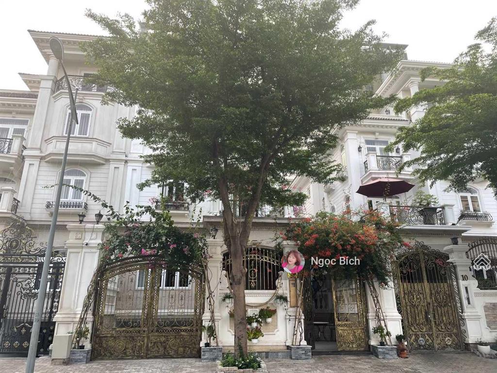 Bán biệt thự cityland quận 7, giá 46 tỷ, nhà đẹp có thang máy giá chỉ bằng nhà thô