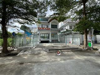 Cần bán gấp biệt thự sadeco giải trí, đường số 14 giá đầu tư 35 tỷ 1 căn. gọi 0931 155 ***