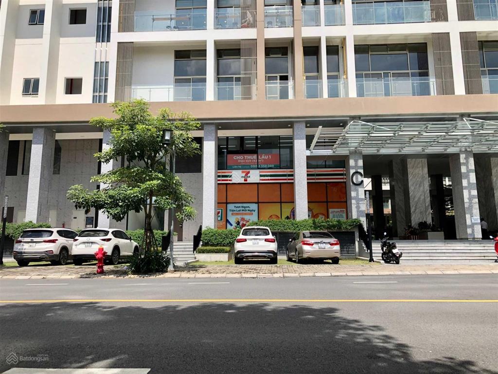 Bán nhanh căn shop (m7) midtown phú mỹ hưng, căn góc 2 mặt tiền đường 16, giá trị mỗi năm tăng 5%