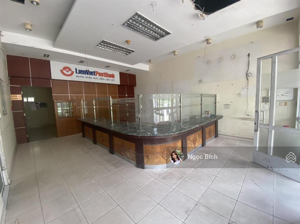 Bán nhà phố nguyễn văn linh, căn kế góc đang giá bán 24 tỷ giá hời. bán giá đầu tư  0931 155 ***