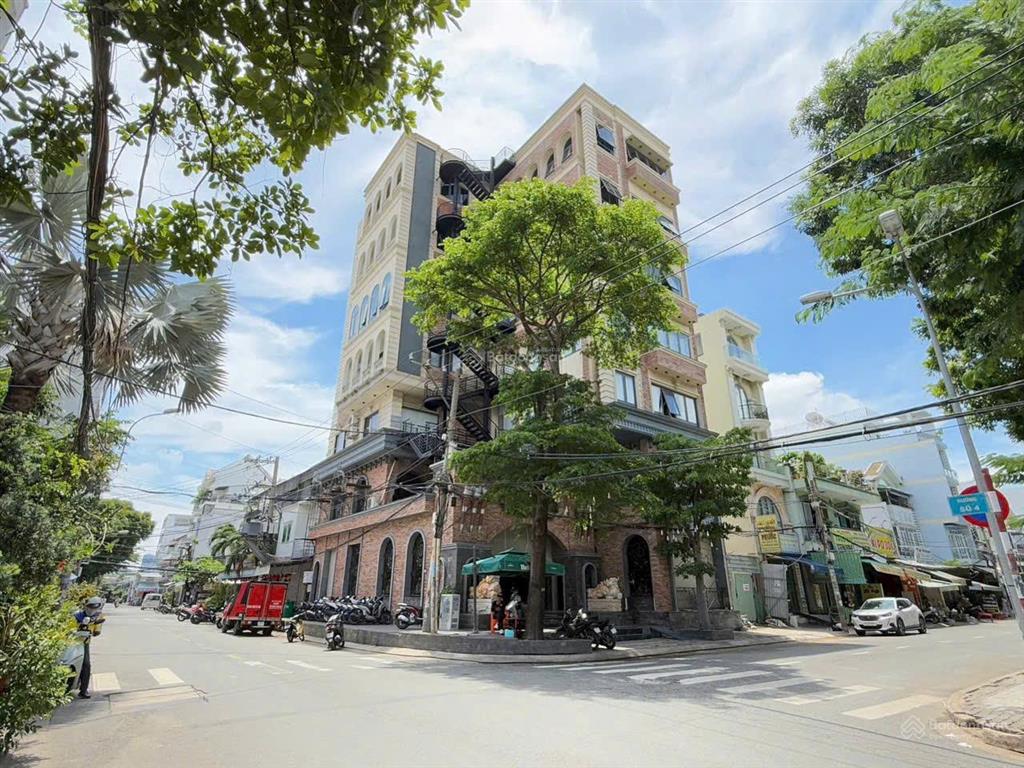Bán góc 2 mặt tiền nhà phố 120122 đường số 7, tân hưng, q7, diện tích 241m, 4 tầng giá 84 tỷ