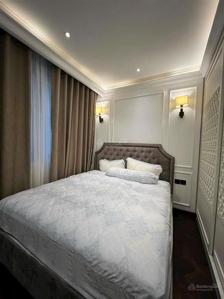 Cho thuê biệt thự diện tích 290m2, giá 115 triệu, phú mỹ hưng, view đẹp, giá cực chất