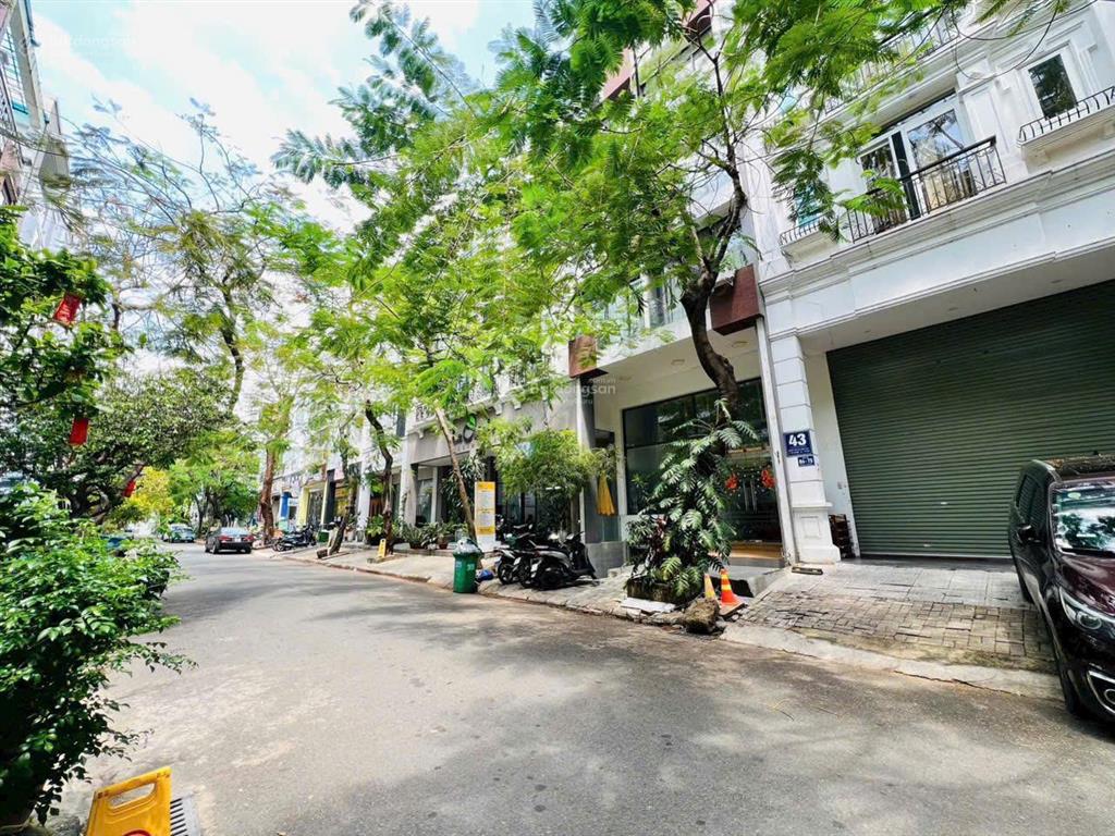 Bán nhà mặt phố phú mỹ hưng khu hưng gia 1, 26,5 tỷ, 111m2 view đẹp giá tốt thị trường