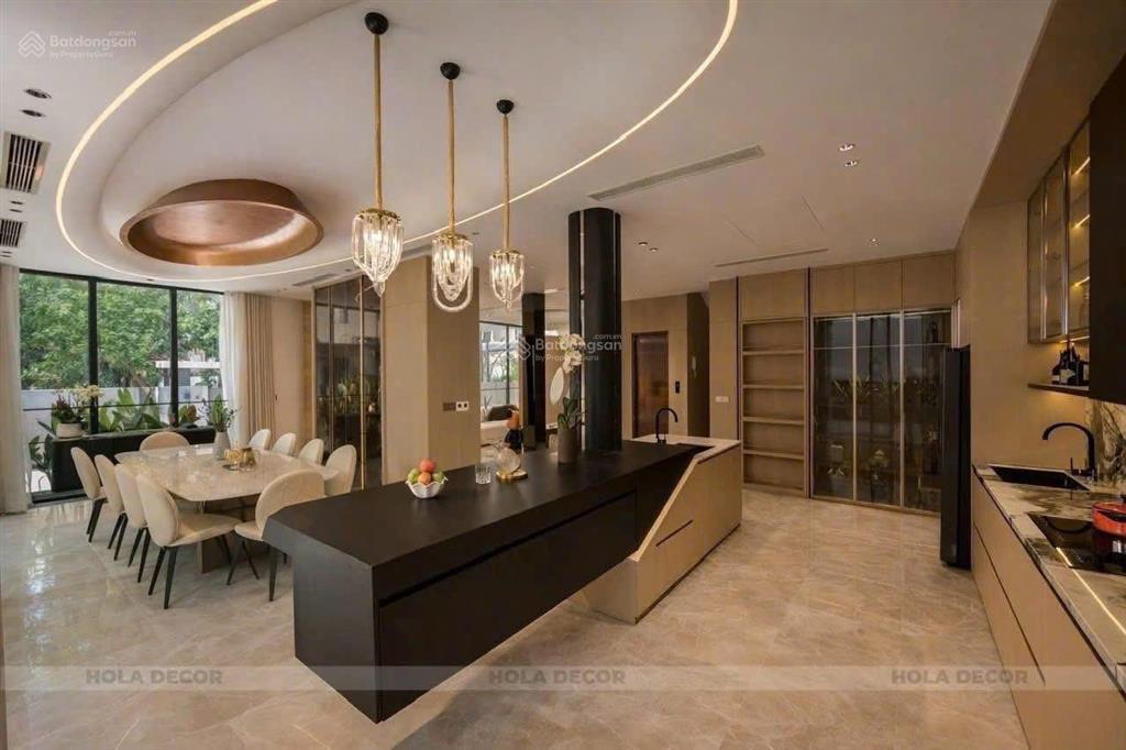 Cho thuê biệt thự phú mỹ hưng khu mỹ giang 1a, nhà mới decor chưa ở, dt 200m2, 4pn, 5wc