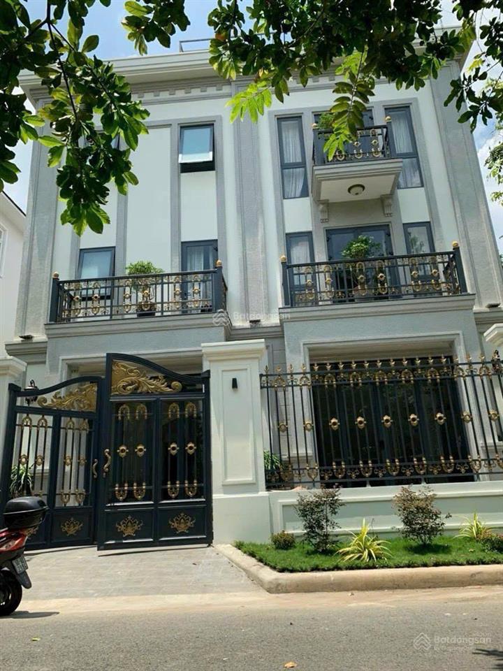 Cho thuê biệt thự phú mỹ hưng khu nam thông, 5pn, 5wc, giá 120 triệu, 257m2 giá tốt