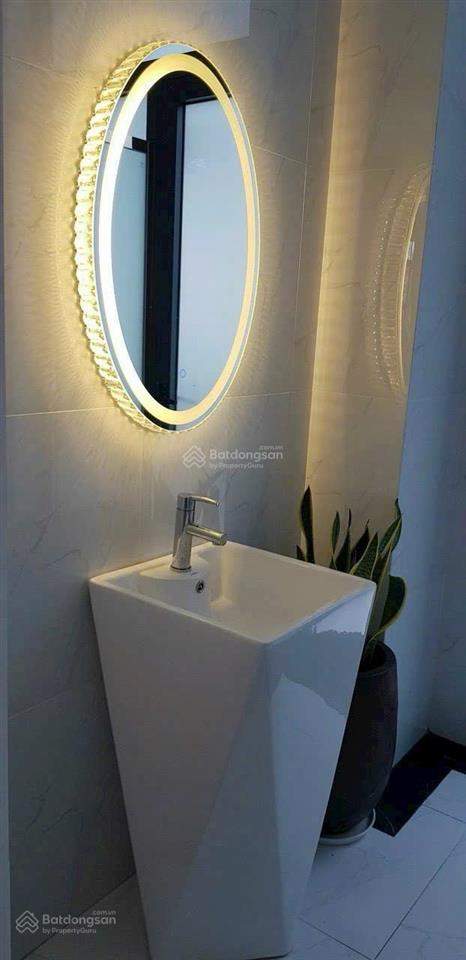 Cho thuê biệt thự phú mỹ hưng khu nam thông, 5pn, 5wc, giá 120 triệu, 257m2 giá tốt