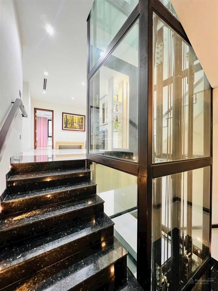 Cho thuê bt 5pn 5wc 252m2 phú mỹ hưng, q7, tp.hcm! nhà nội thất nhập khẩu