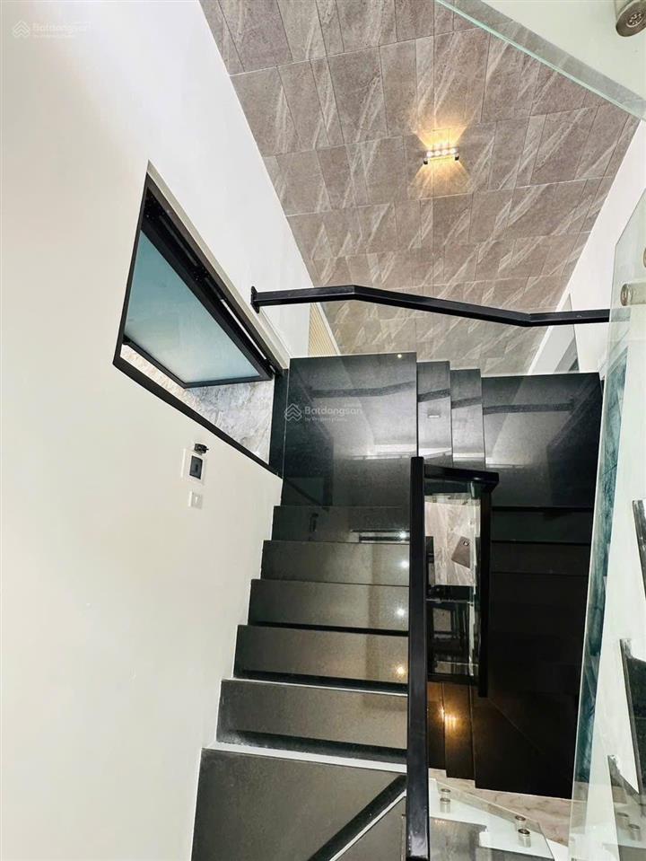 Bán nhà mặt phố 71 thanh lương 18, 8,5 tỷ, 100m2,
