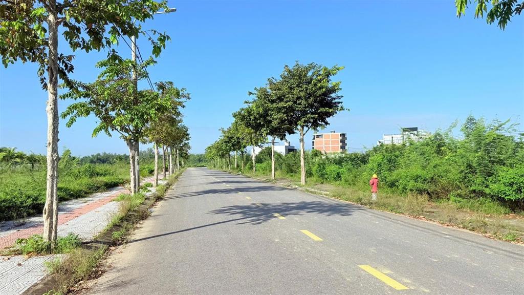 Bán cặp đất đầm sen đông nam view biệt thự
