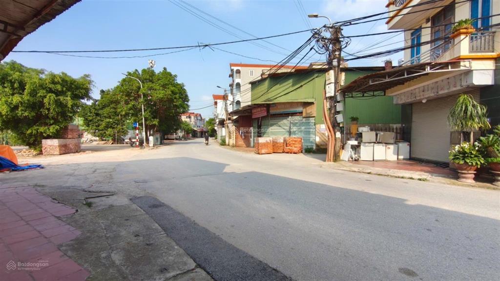 Chính chủ gửi em bán nhà 3 tầng 65m2 trục chính kinh doanh đỉnh không nhanh là mất
