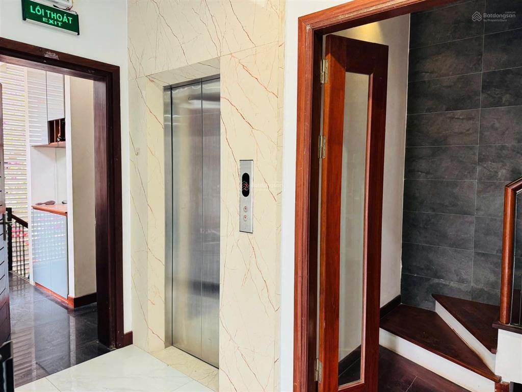 Chính chủ  bán biệt thự góc 2 mặt tiền tại 82 nguyễn tuân  107m2 x 8 tầng  thang máy  chỉ 66 tỷ