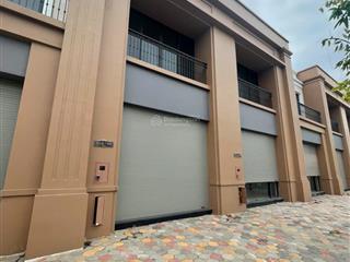 Chỉ hơn 7 tỷ sở hữu căn shop 3 tầng 90m2 giá tốt nhất đảo vũ yên thẳng cầu hoàng gia