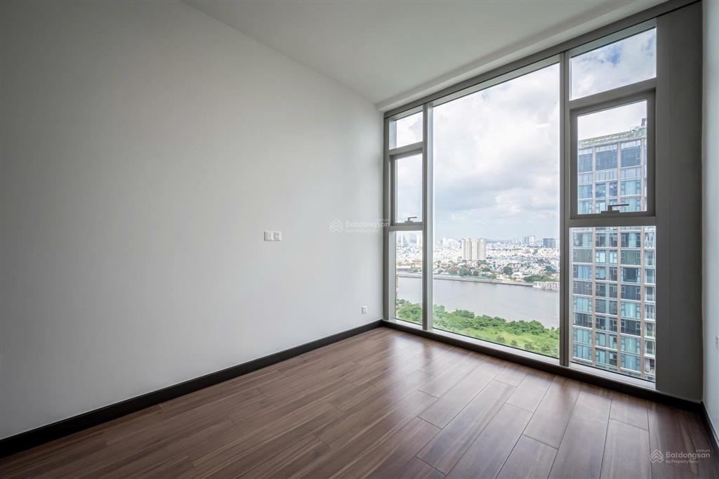 Empire city cho thuê 3 phòng ngủ nội thất cơ bản tầng cao view sông, bitexco ngắm pháo hoa