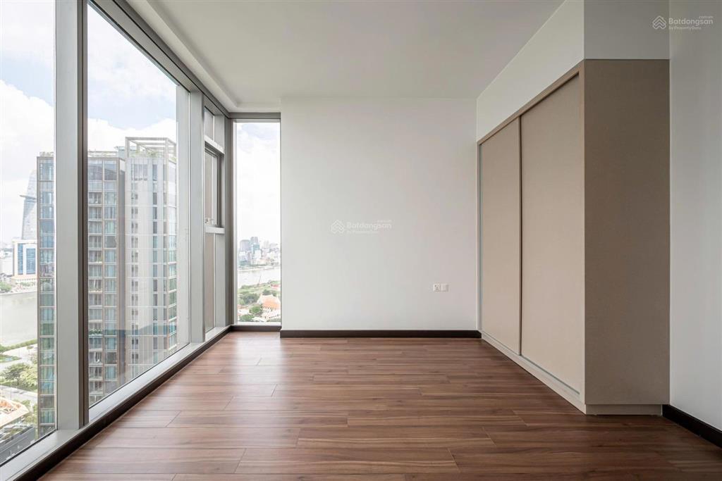Empire city cho thuê 3 phòng ngủ nội thất cơ bản tầng cao view sông, bitexco ngắm pháo hoa